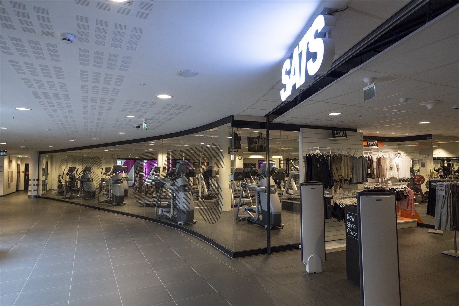 I bygget finner man også treningskjeden Sats. Galleribilde