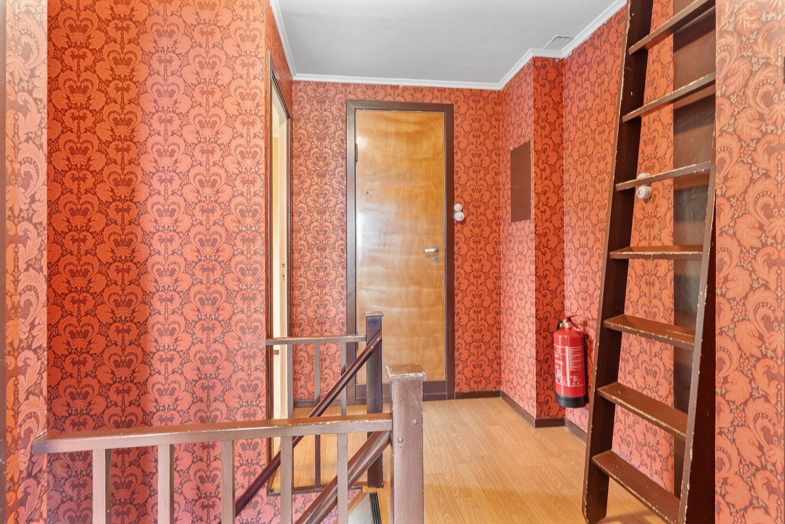 Gang i 2. etasje, i del 1. Galleribilde