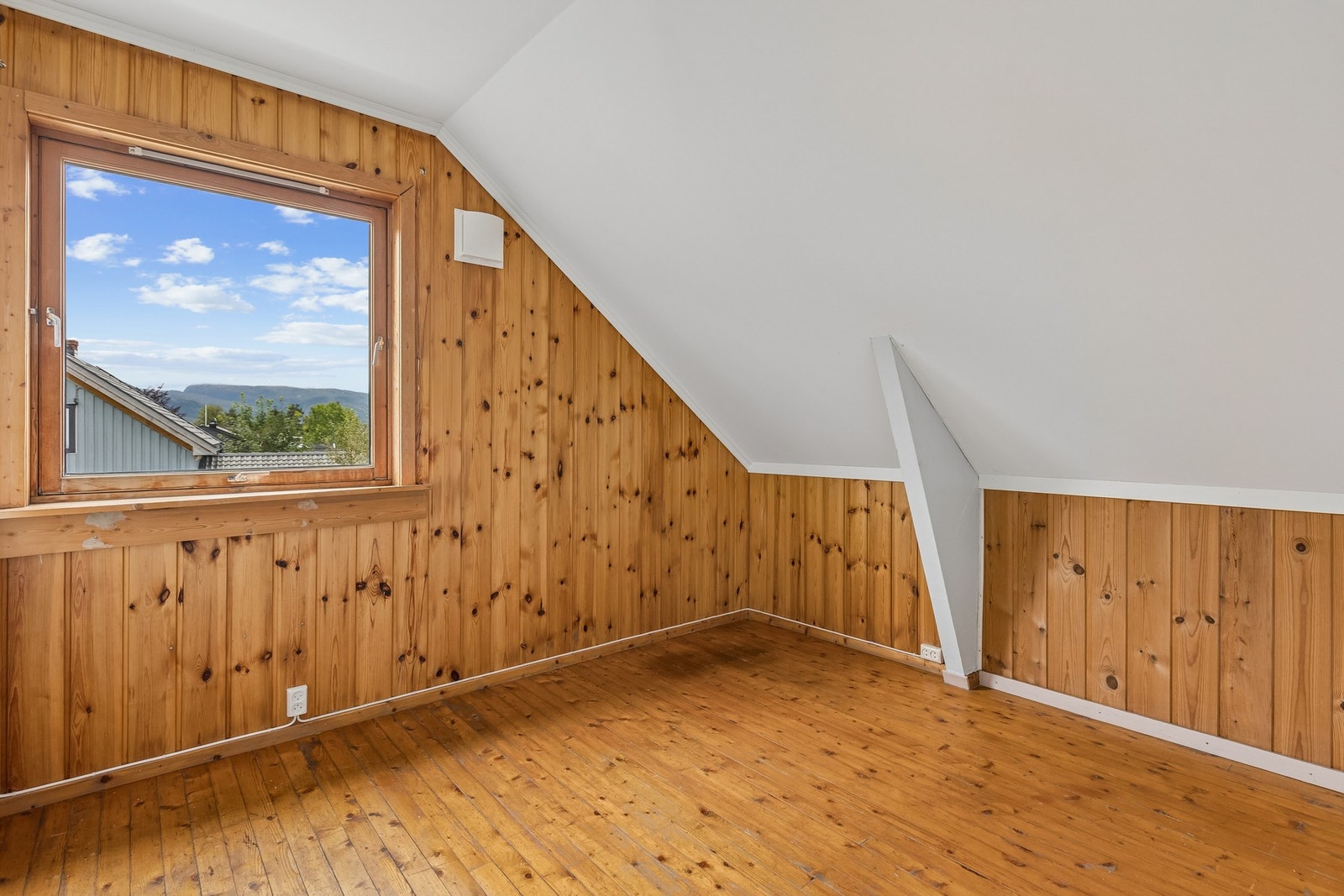 Boligen har soverom med god størrelse. Galleribilde