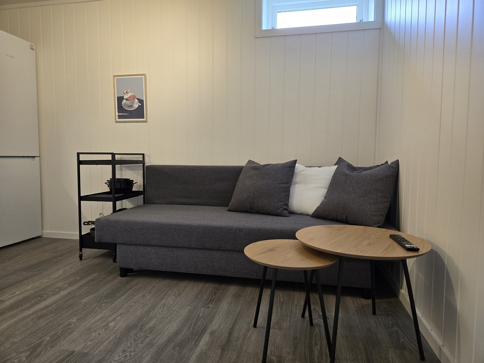 Kjøkkenet måler 11 kvm og har plass til sofagruppe eller spisegruppe. Galleribilde
