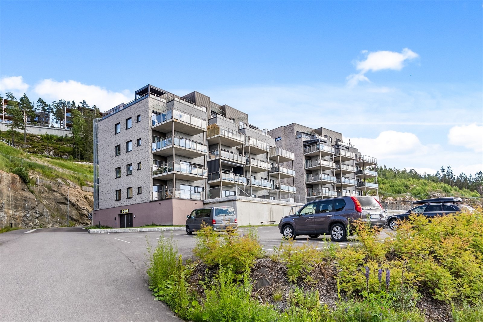 Kontakt megler for visning Galleribilde