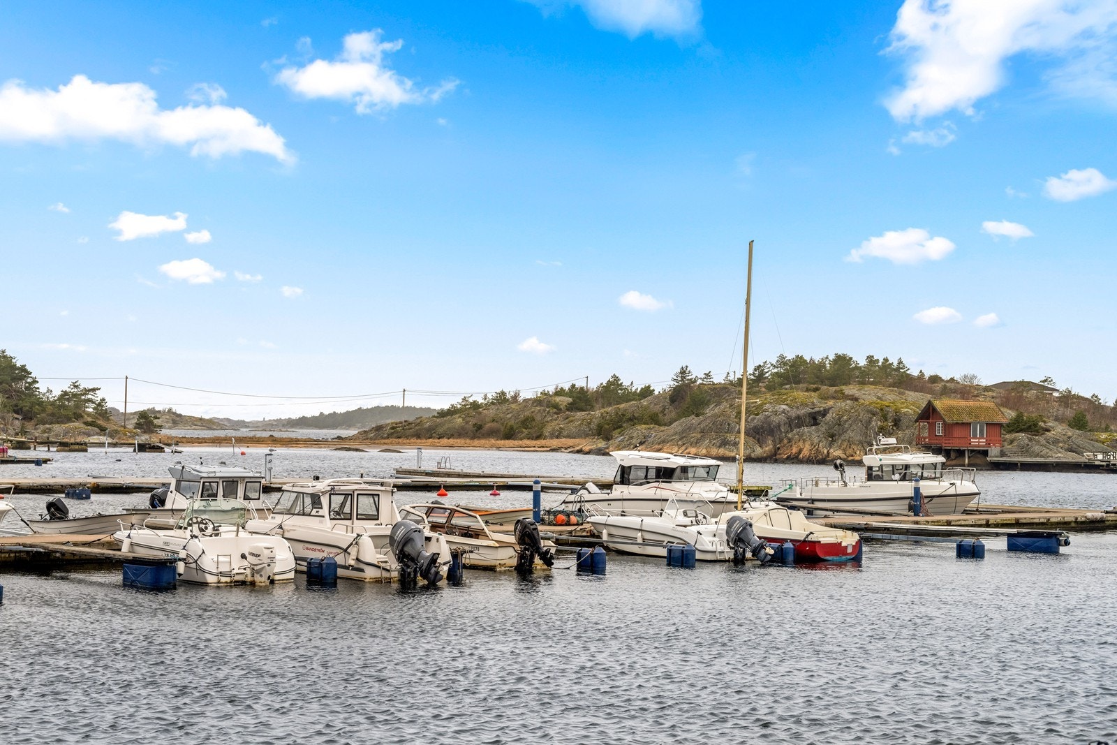 Gode muligheter for båtliv i Hvalerskjærgården. Galleribilde
