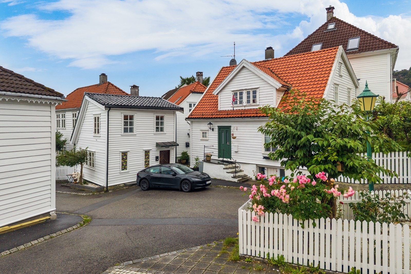 - Nordvik Bolig v/Nirujan K Nathan har gleden av å presentere Elvegaten 13! Foto: Arvid Berg - Galleribilde