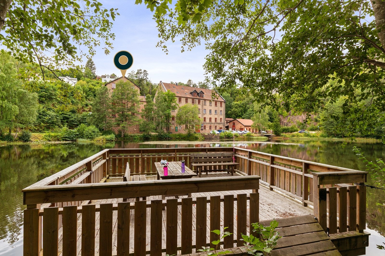 Nydelig dam og fellesarealer for sameiet Galleribilde