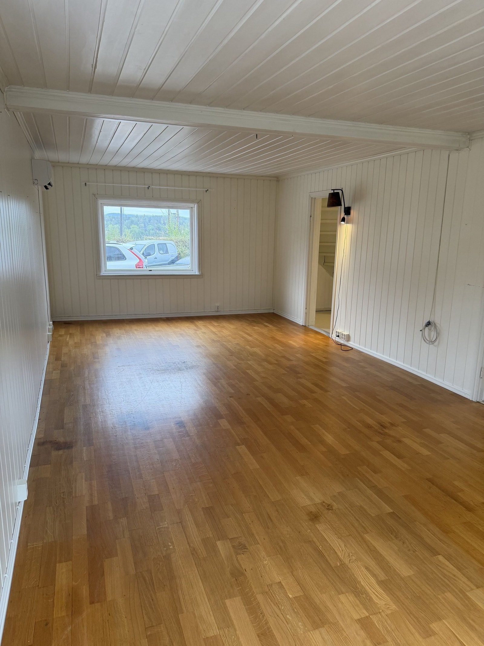 Stue, før boligstyling. Galleribilde