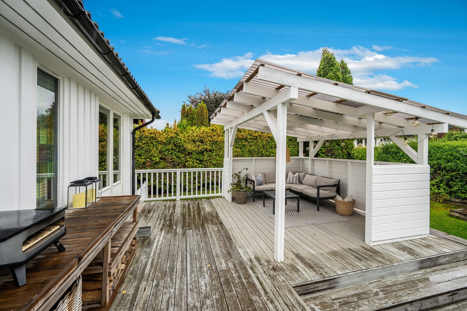 Her kan man samle venner og familie til hyggelige grillfester på solrike sommerdager Galleribilde