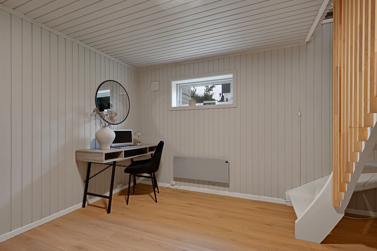 Ned i kjelleretasjen som har meget god plass Galleribilde