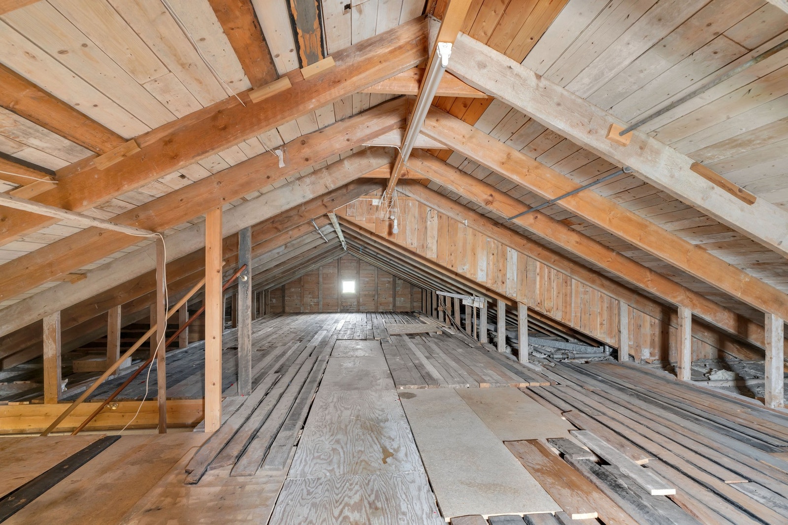 Loftet er uinnredet. Galleribilde