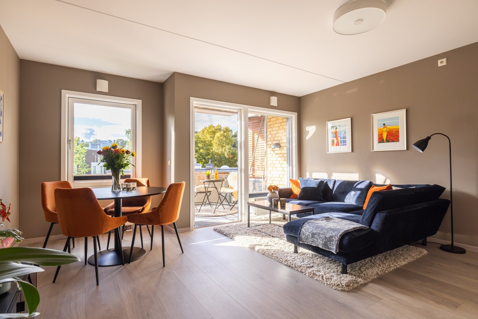 En lys og moderne 2-roms selveierleilighet med en gjennomgående god standard. Galleribilde