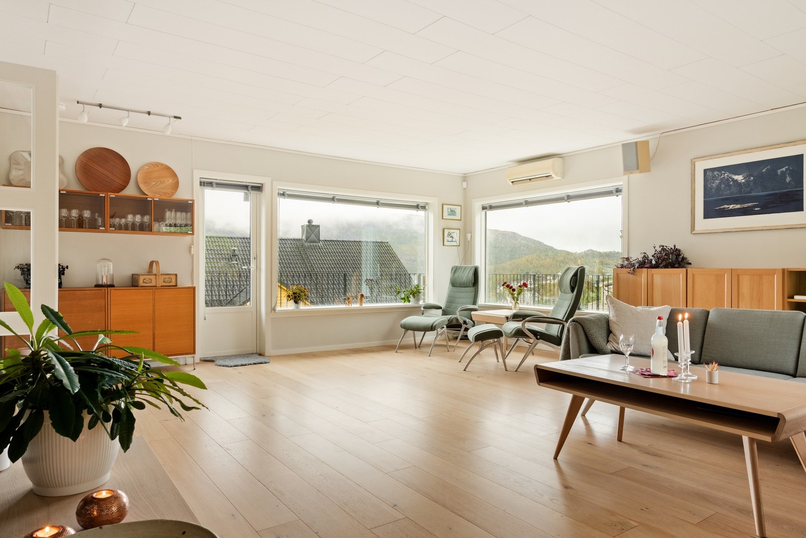 Alt i alt et vakkert og velholdt hjem som har alt du trenger og mer! Galleribilde