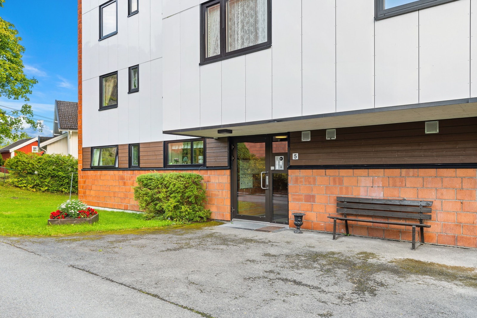 Inngangsparti - Nedre Kolsberggrend 5 Galleribilde