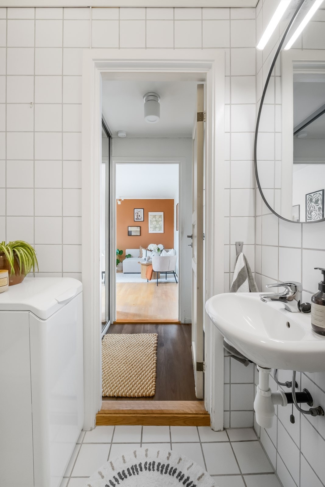 Badet er av eldre standard og anbefales oppgradert Galleribilde
