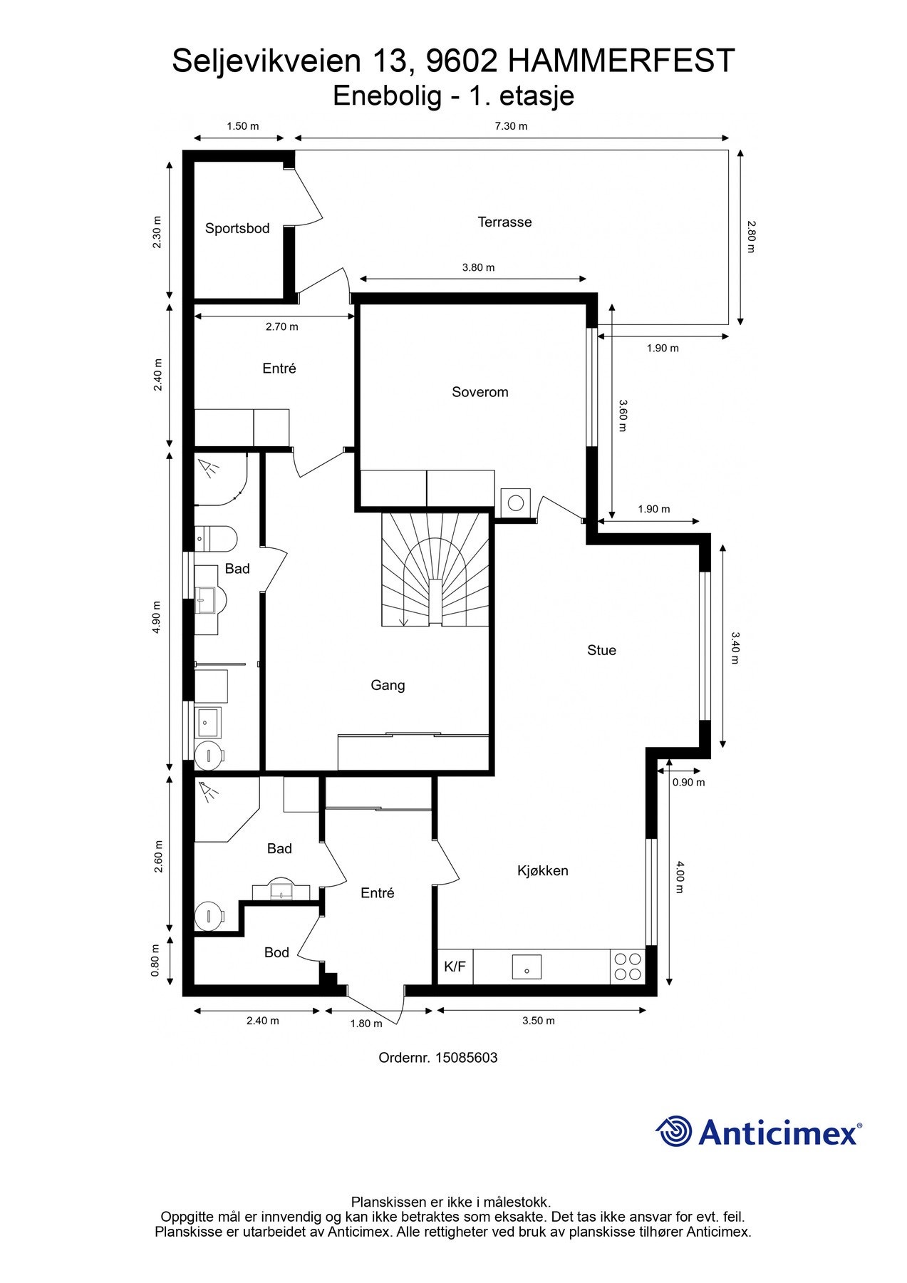 Plantegning for 1. etasje som viser entré, stue, kjøkken, bad og soverom. Galleribilde