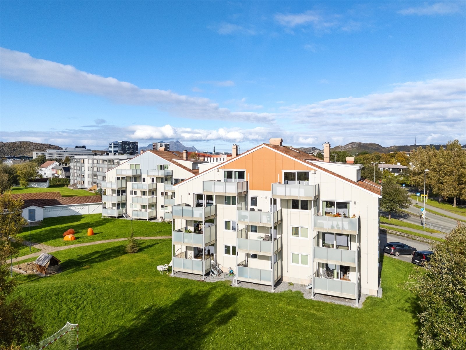 Velkommen til Fridtjof Nansens vei 4! - Foto: Benjamin Kristiansen Galleribilde