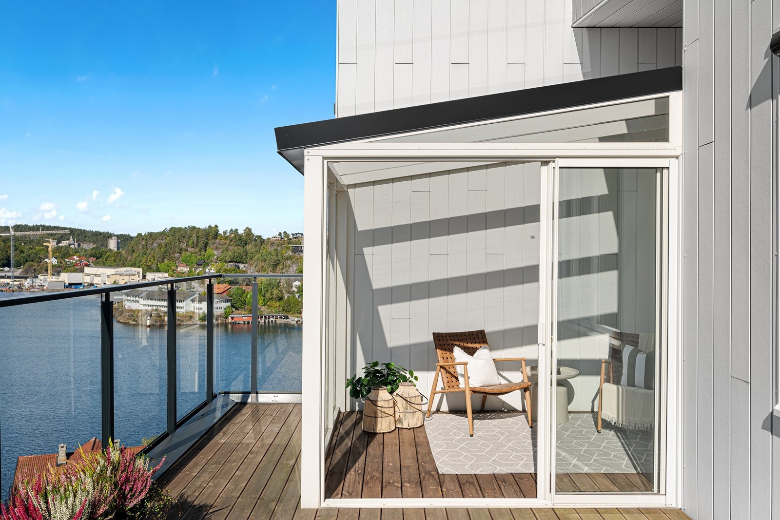 Innglasset del på veranda Galleribilde