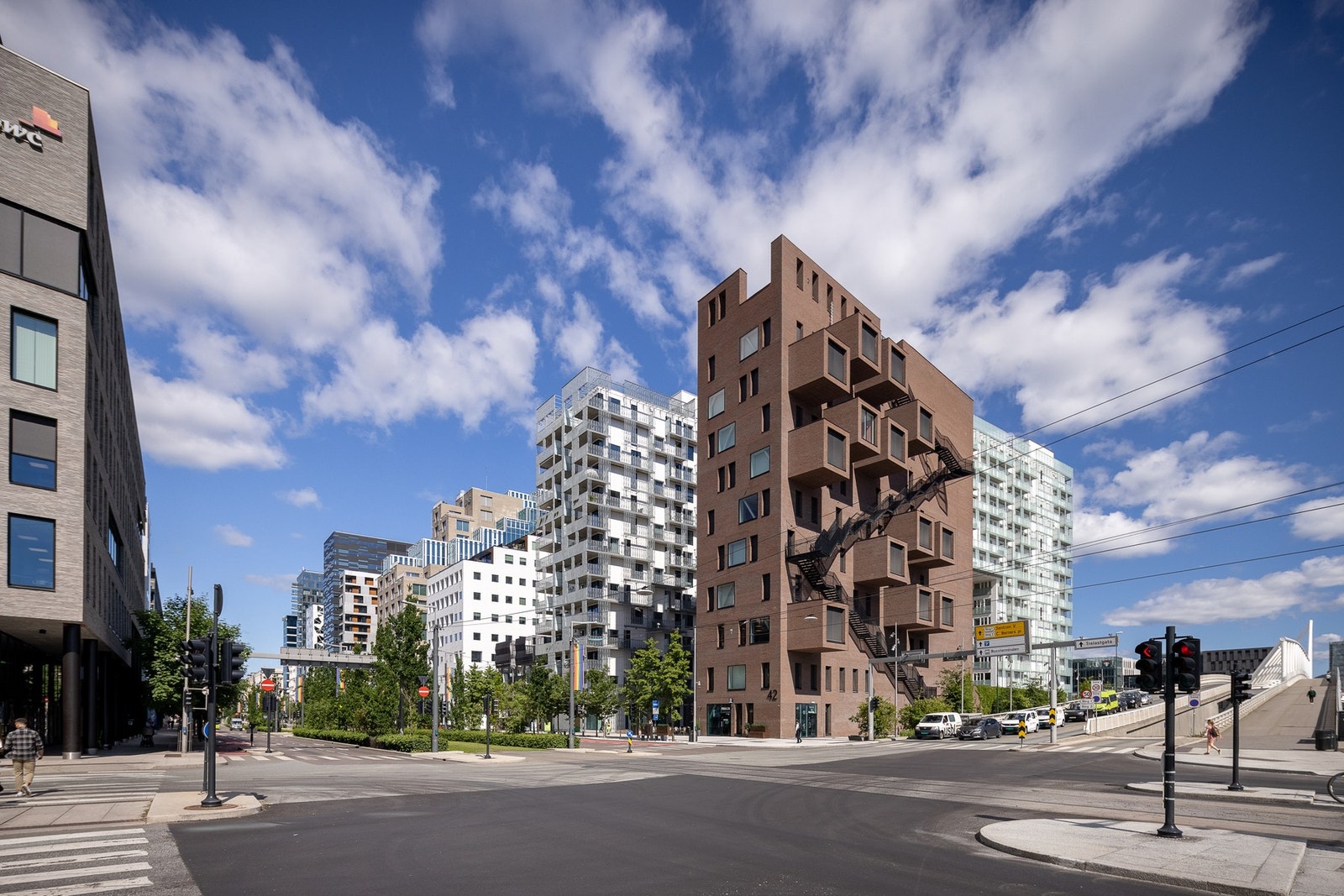 Barcode med moderne arkitektur. Galleribilde