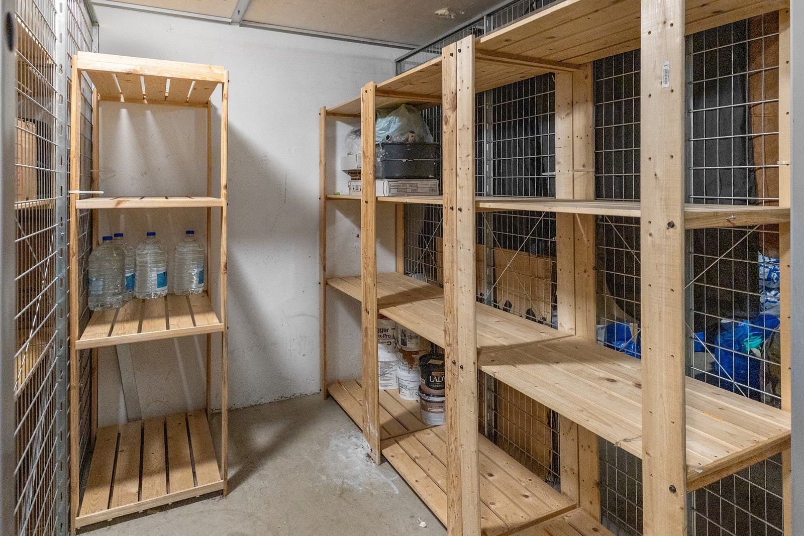 For ekstern oppbevaring disponeres det kjellerbod på 5 m². Galleribilde