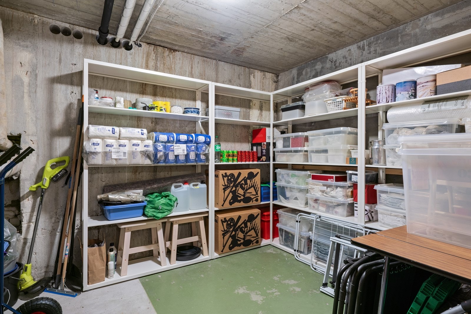 - Leiligheten disponerer også en ekstern bod i kjelleren på ca. 7,4 m² - Galleribilde
