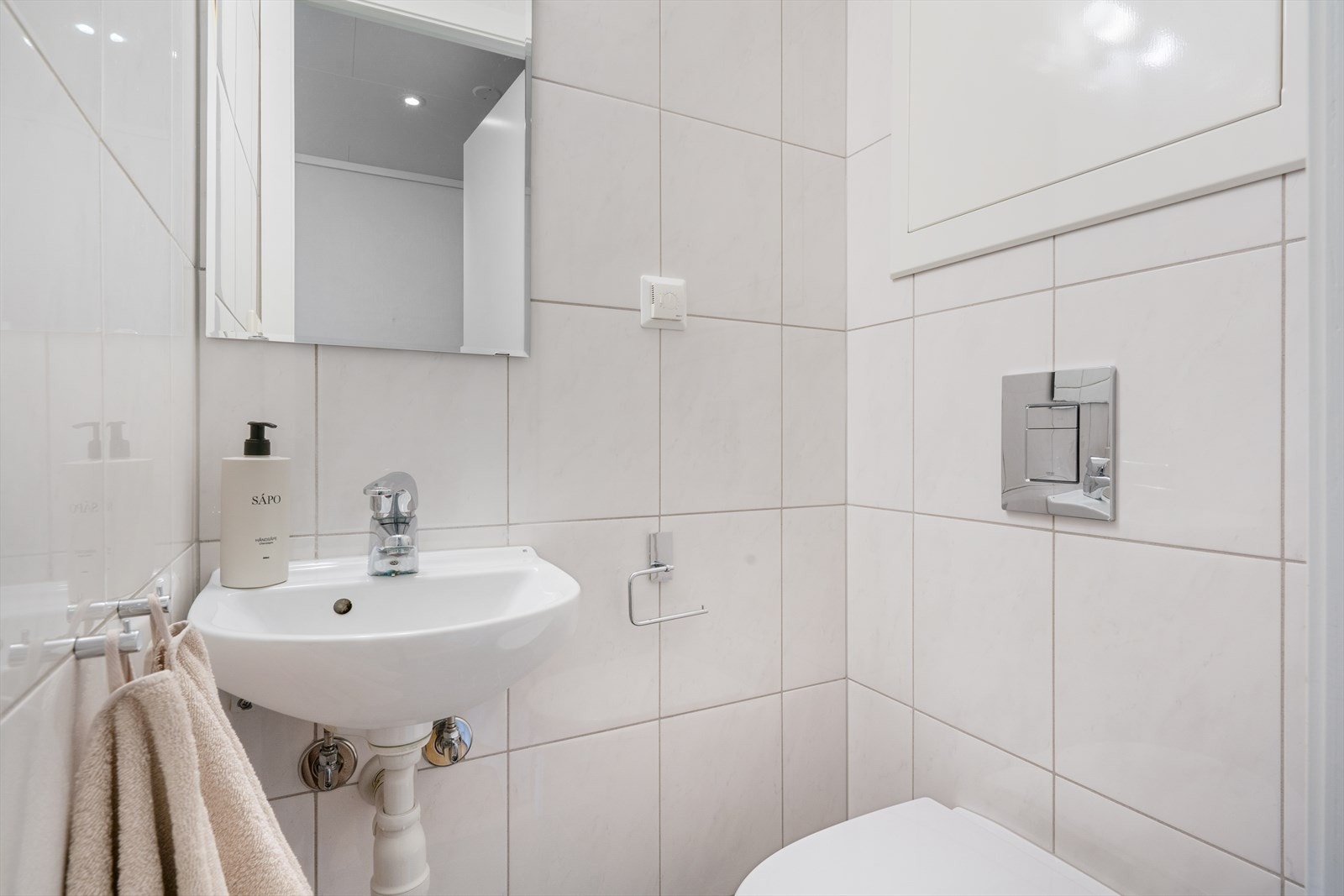 - Toalettrommet måler 0,8 m² - Galleribilde
