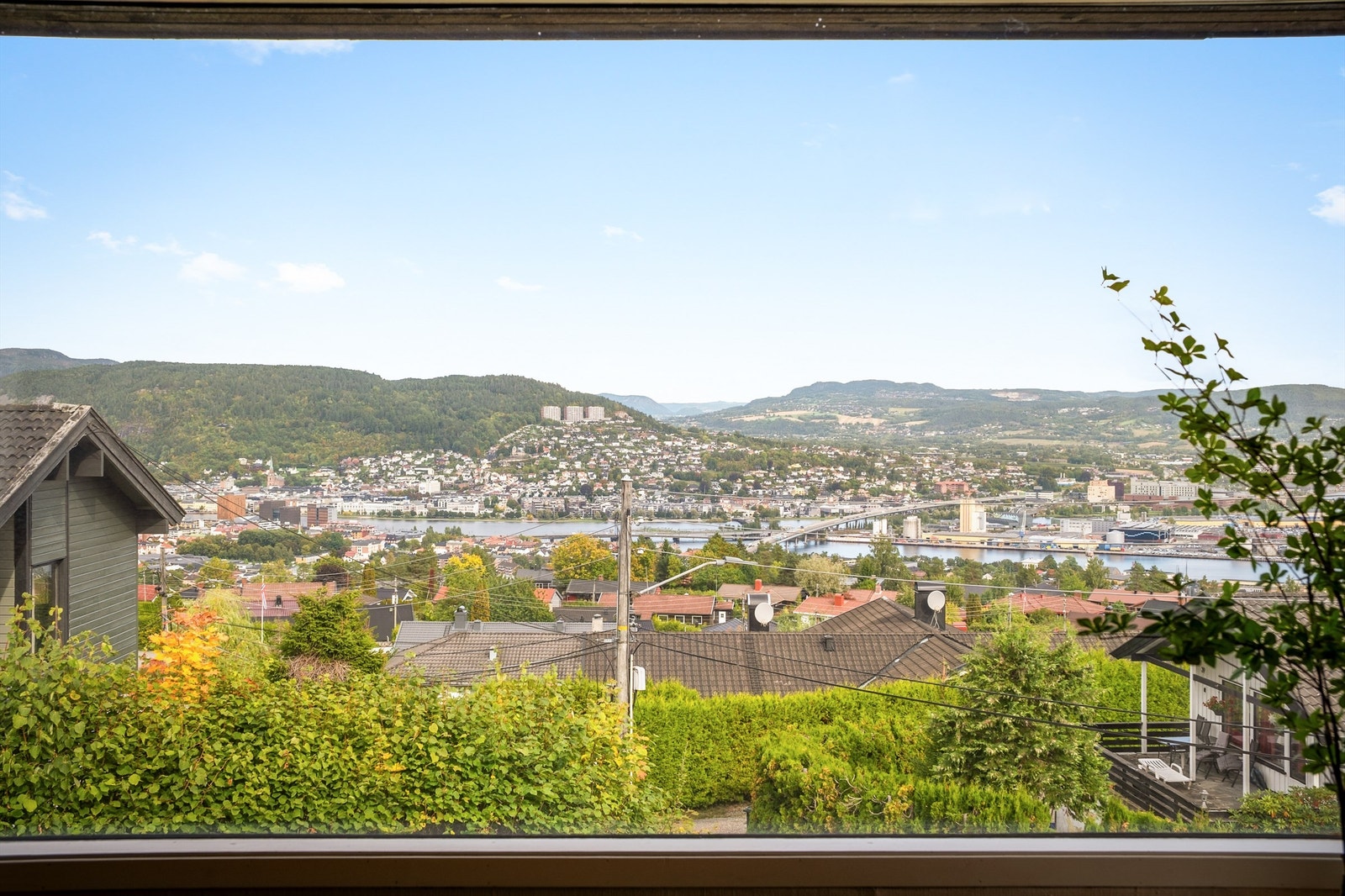 Utsikt fra stuevinduet Galleribilde