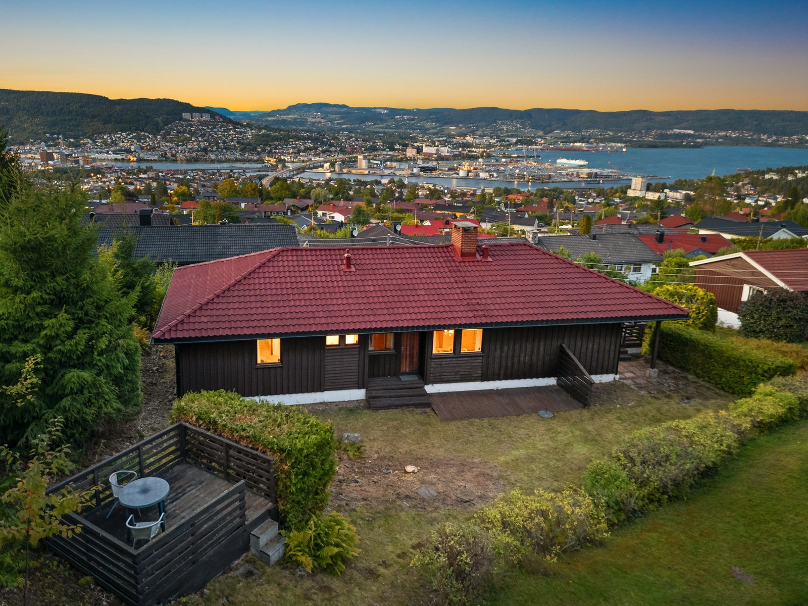 Velkommen til Fossilveien 42, DRAMMEN. Foto: Stine Prøitz Jørgensen. Galleribilde