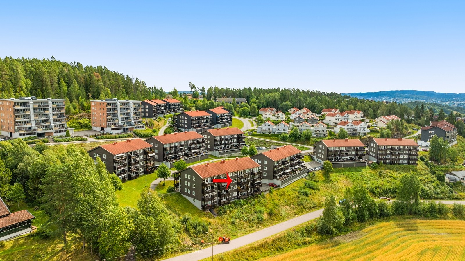 Branåsen er et etablert boligområde med kort vei til skoler og barnehager. Galleribilde