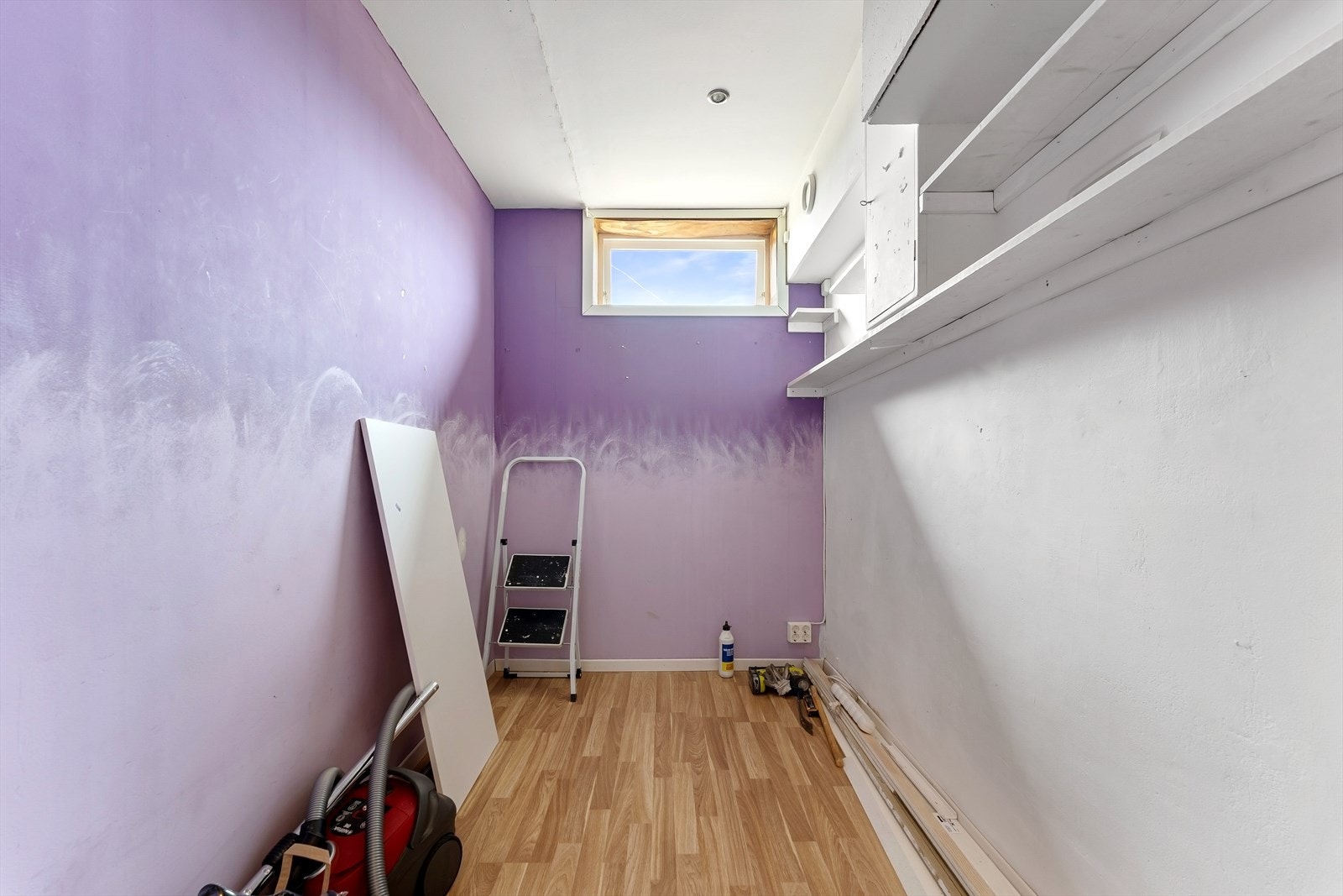 Flere boder og godt med oppbevaringsplass. Galleribilde