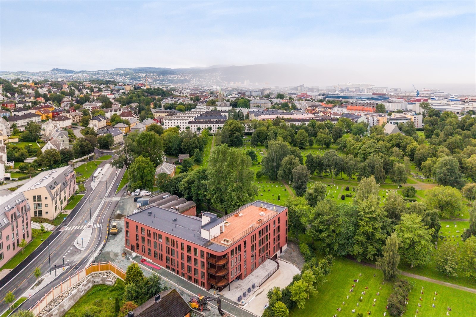 Unn deg luksusen av å flytte inn i en splitter ny og ubrukt leilighet! Prosjektet ble ferdigstilt i august 2026 og har bl.a. en fantastisk takterresse for beboerne. Galleribilde