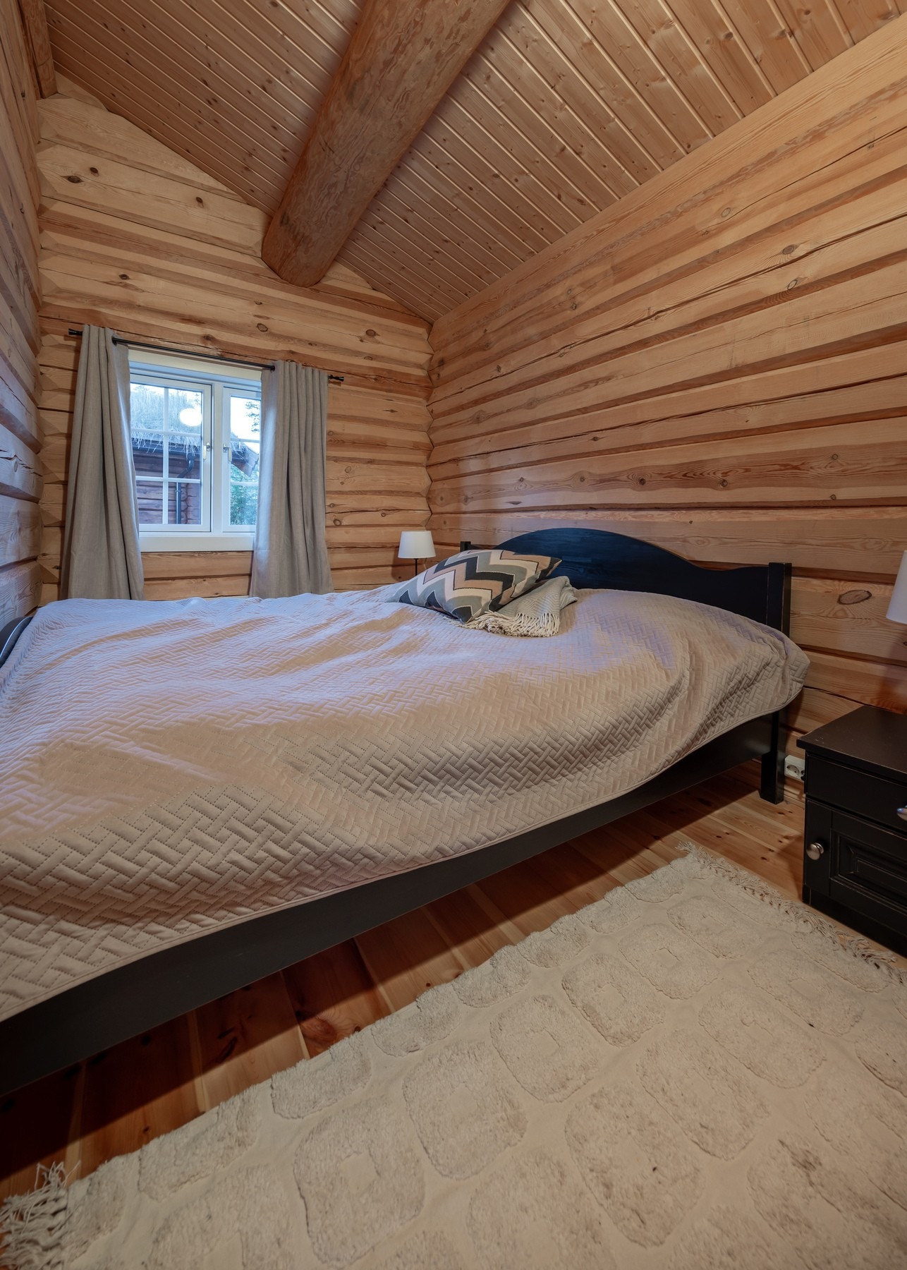 Dette soverommet er tegnet inn som bod på godkjente byggetegnigner. Å endre dette til soverom er en søknadspliktig bruksendring. Galleribilde