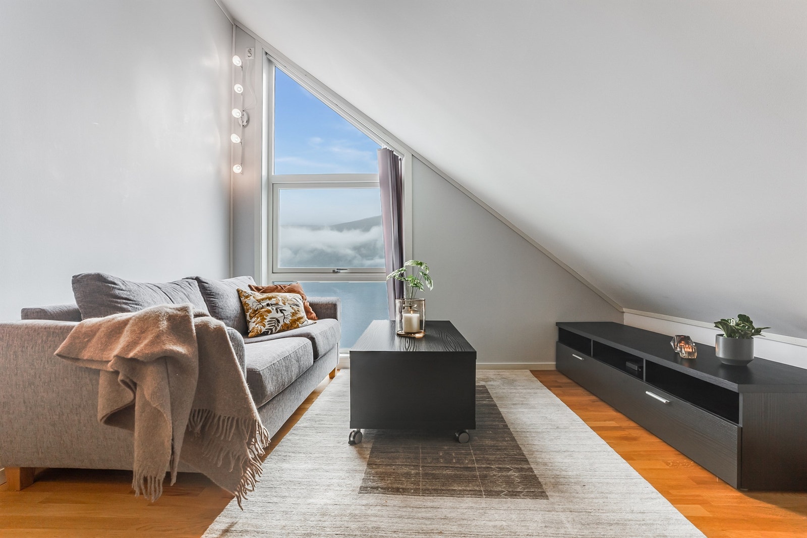 Loftstue Galleribilde