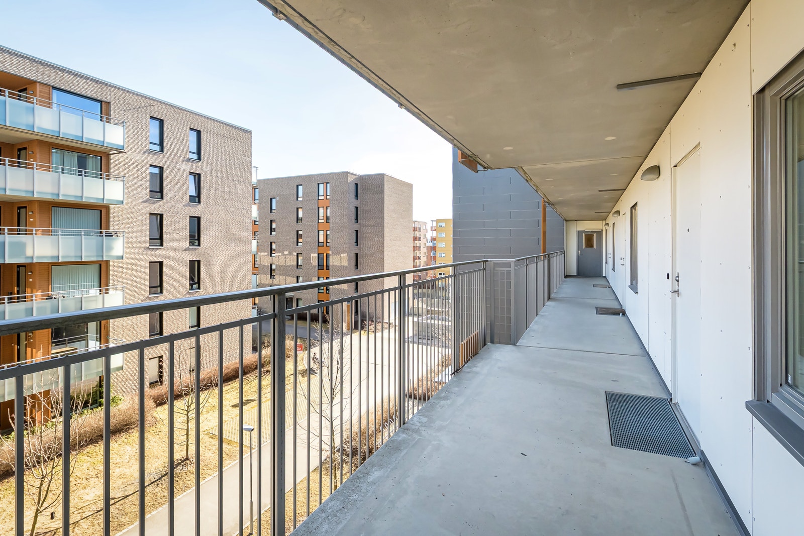 Svalgang til leiligheten. Galleribilde