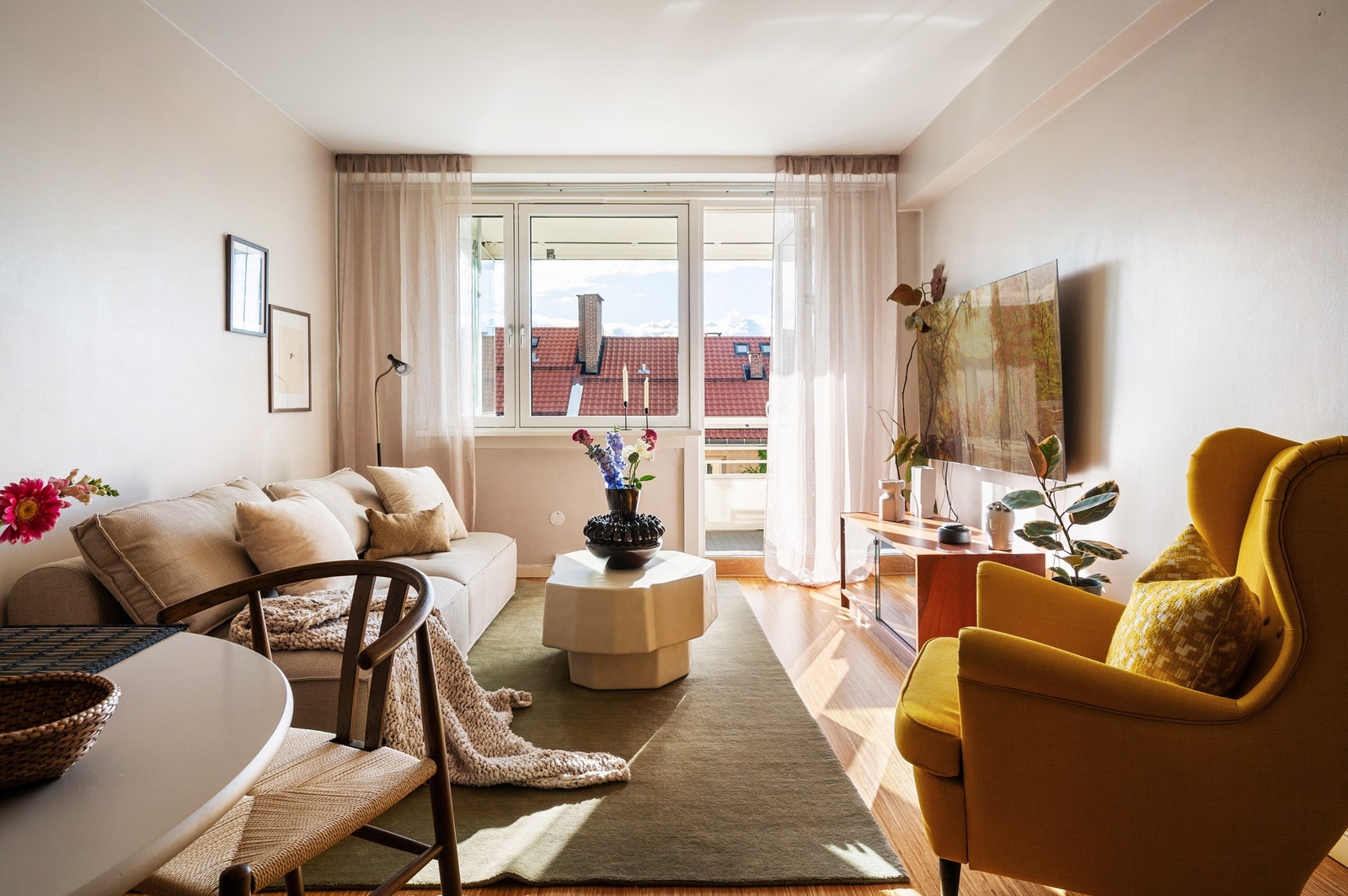 Tom Martinsen v/ Krogsveen ønsker velkommen til St. Jørgens vei 31! Foto: Peter Futo Galleribilde