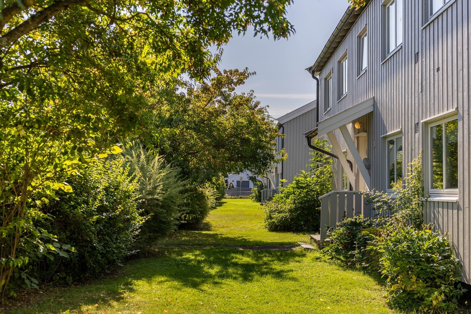 Aksjelaget byr på flotte grøntområder til glede for beboerne. Galleribilde