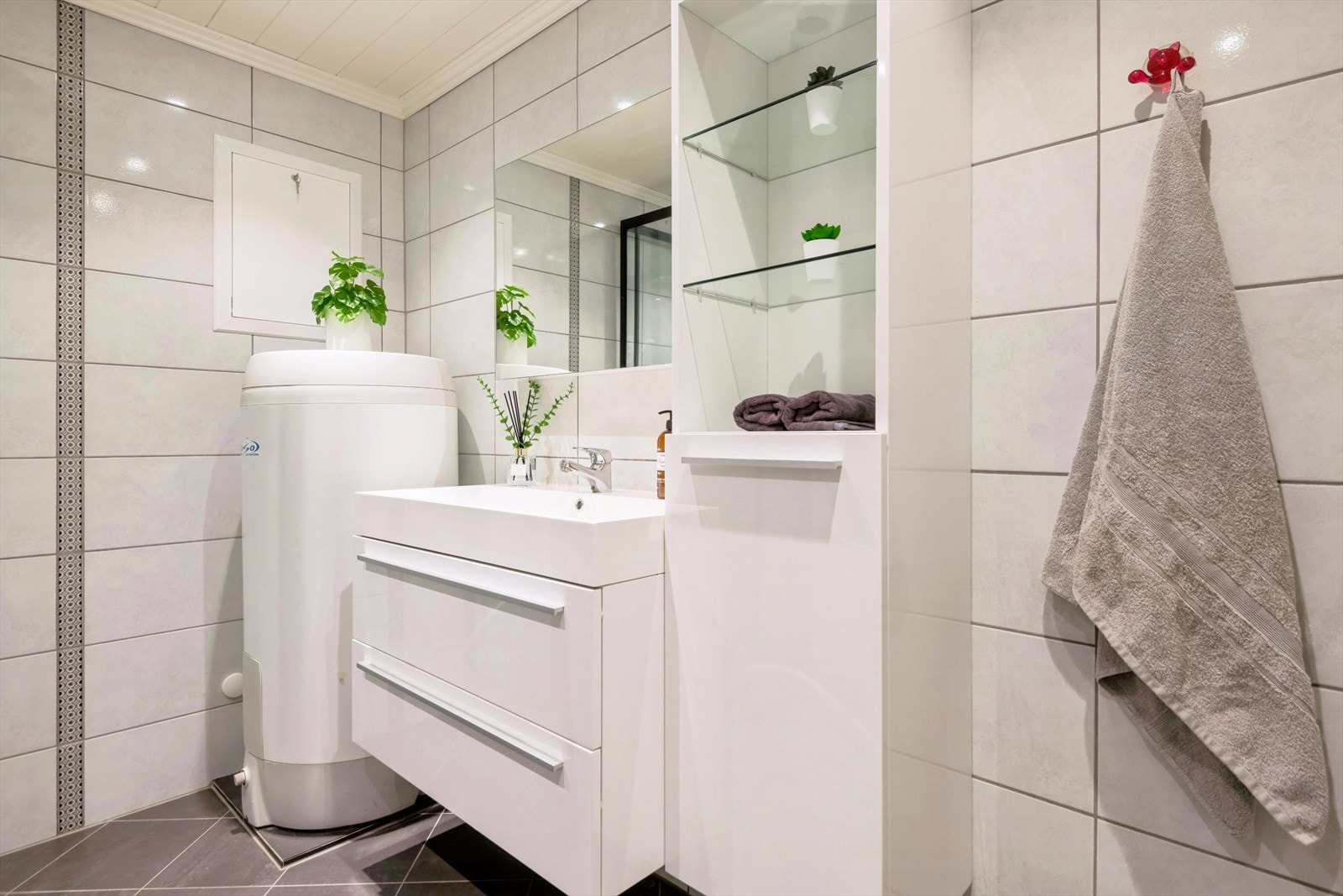 Helfliset, lyst og trivelig bad Galleribilde