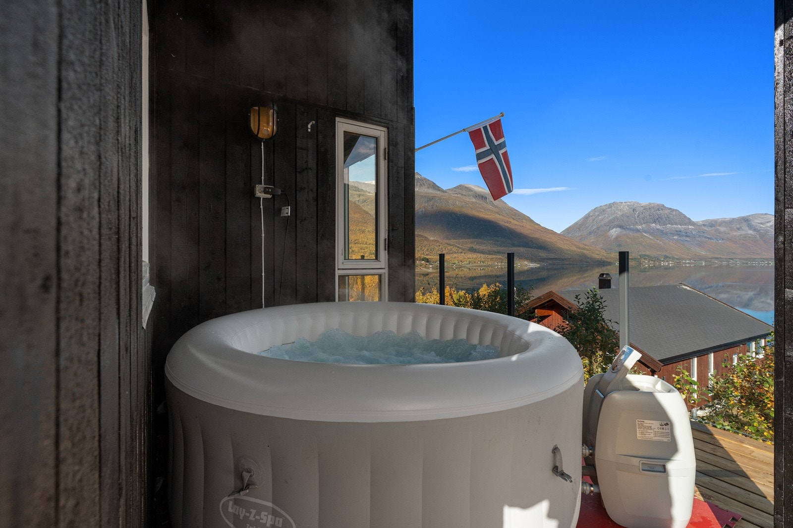 Her er det mulighet for å sette inn jacuzzi, for ekstra hytteluksus.