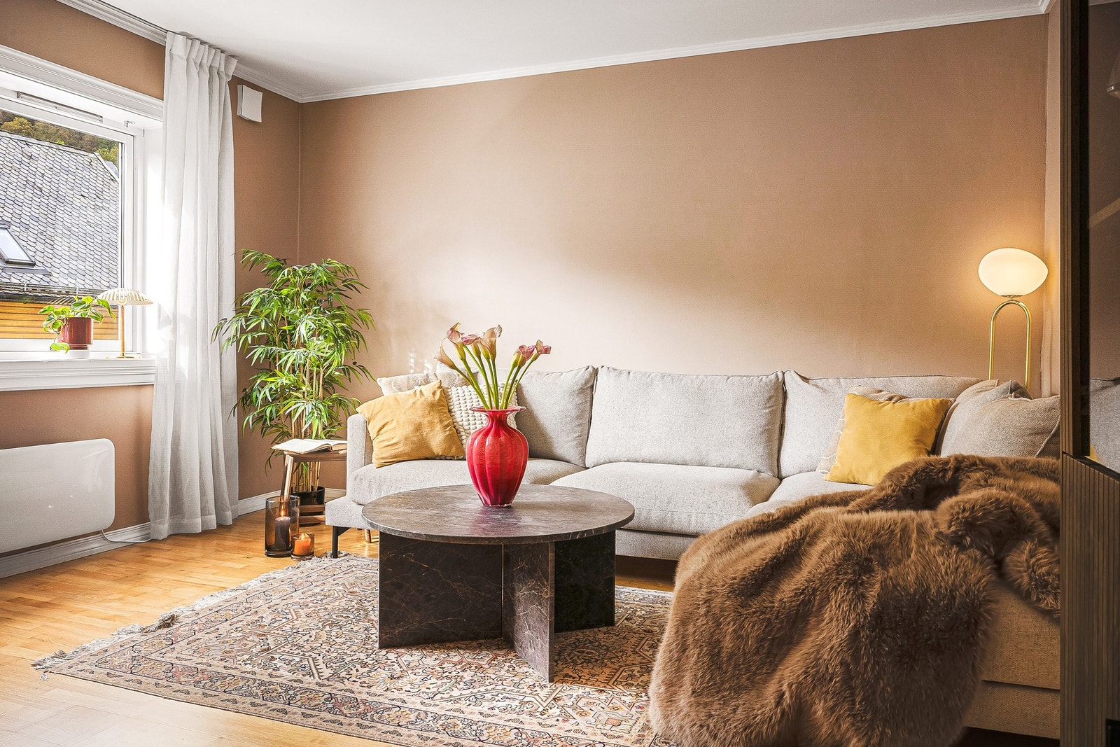 - Veggene i alle rom ble malt i 2024 - Galleribilde