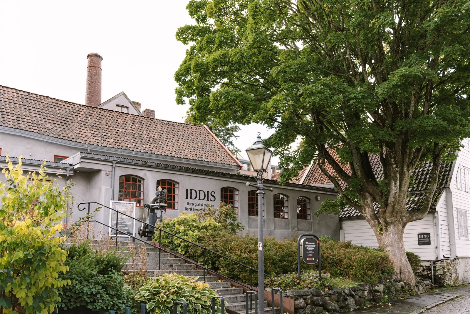 Iddis Café & Brasserie ligger kun få minutters gange fra boligen. Galleribilde