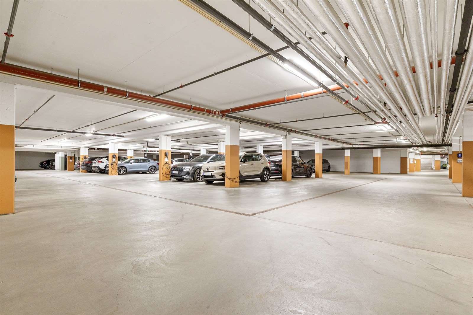 Beboerne har leierett på garasjeplass etter gjeldende leiesatser Galleribilde