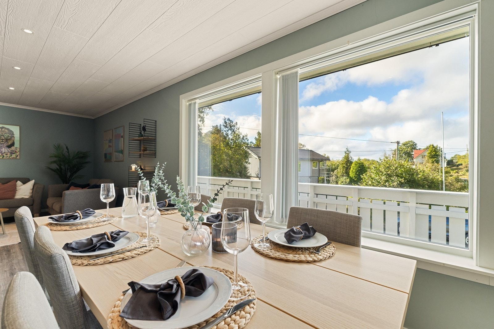 Her har man utsikt mot nærområde og grønne omgivelser. Galleribilde