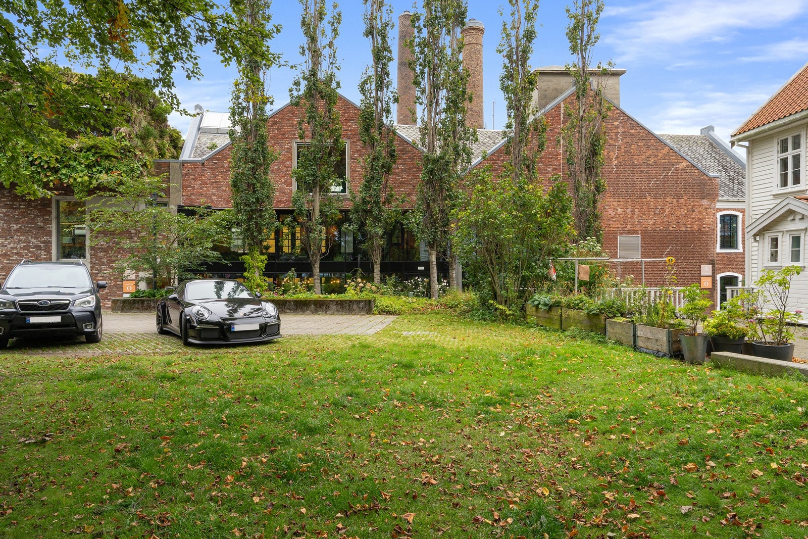 Felles parkeringsplass Galleribilde