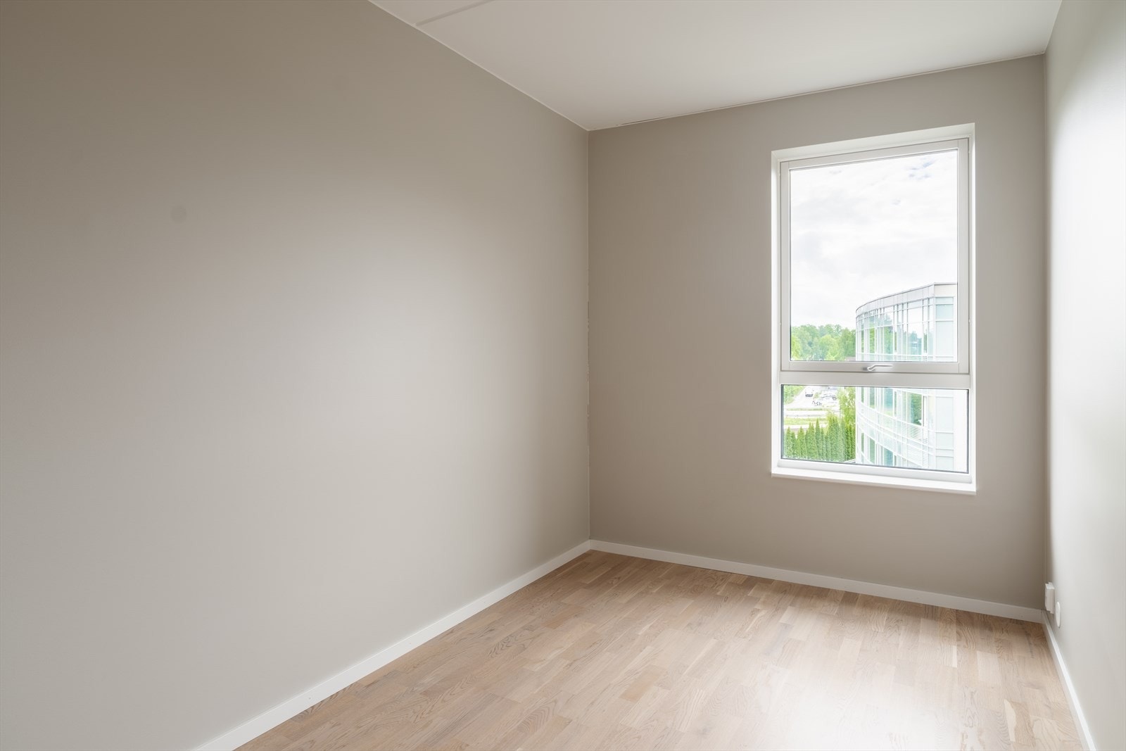 Det minste soverommet passer som barnerom, gjesterom eller hjemmekontor. Galleribilde