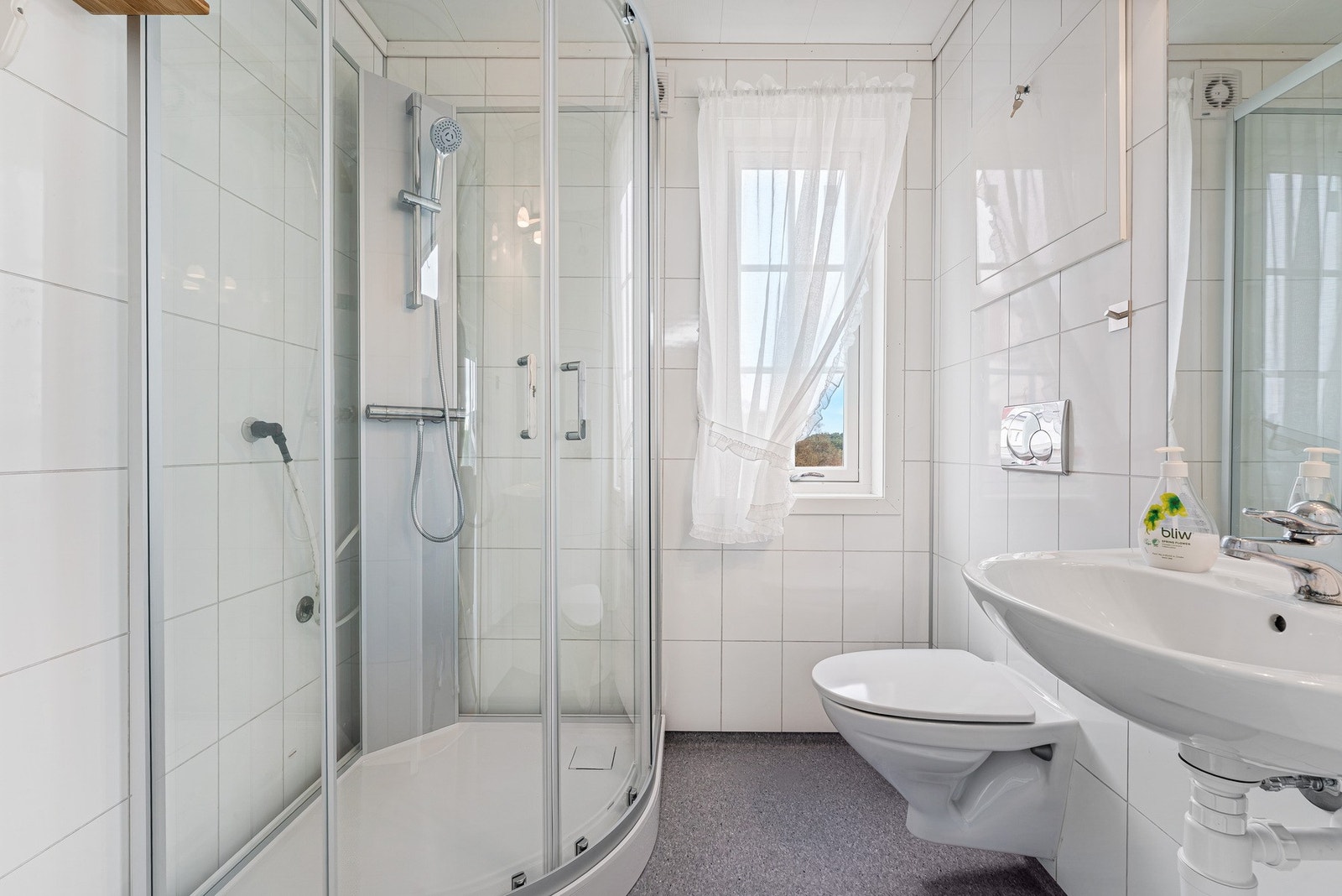 Badehuset har eget bad Galleribilde