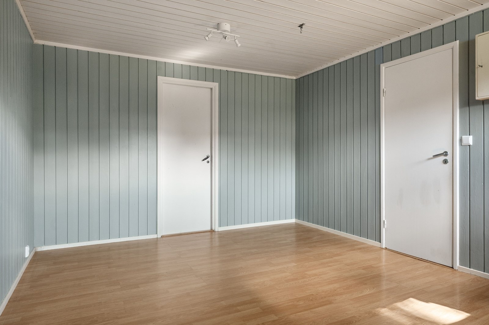 Fra soverom er det adkomst til bod. Galleribilde