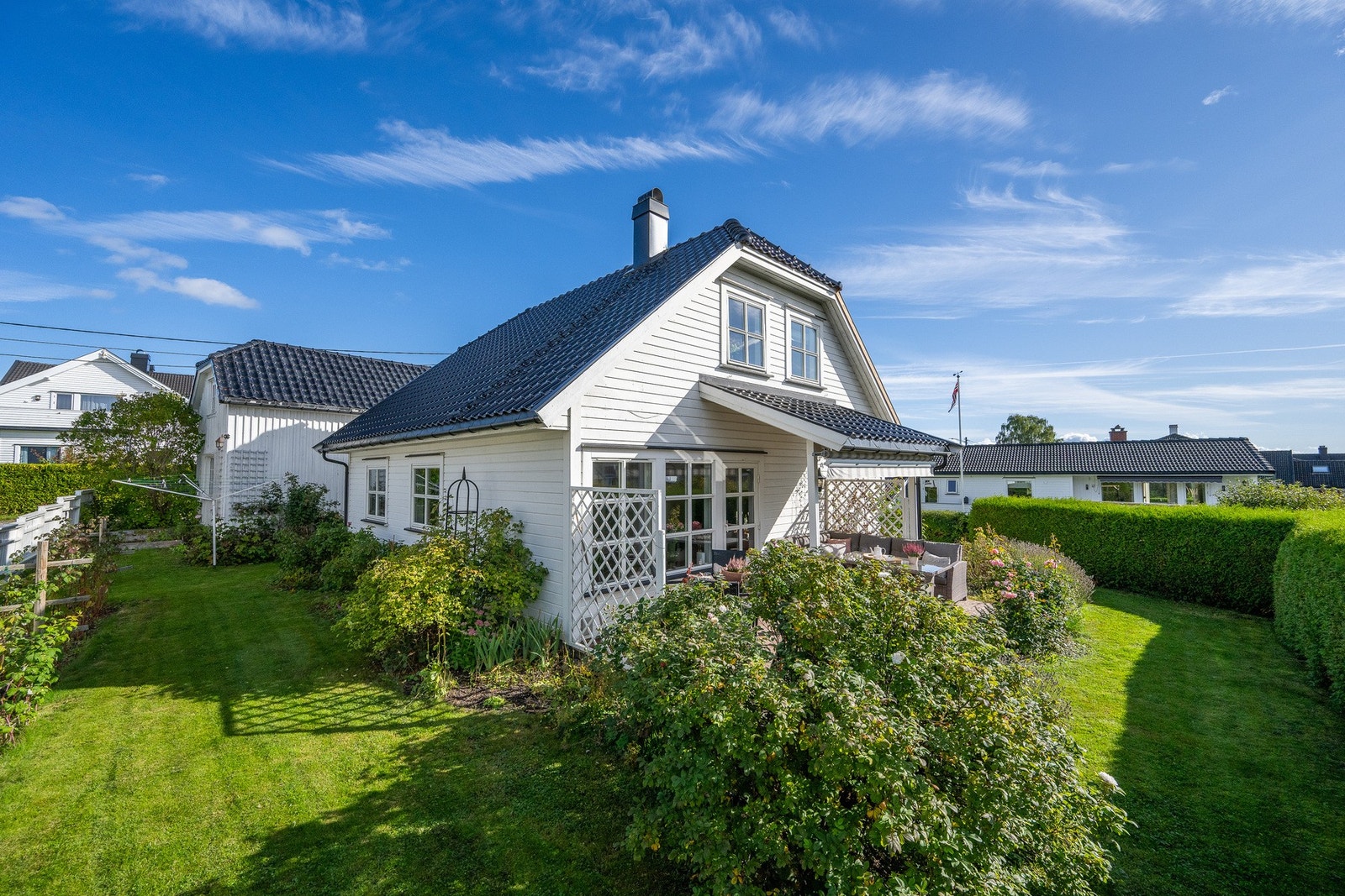 Andreas Rasch Wegger v/PrivatMegleren Horten ønsker velkommen til Rørestrandsveien 8D! Foto: Kristian T. Bollæren Galleribilde