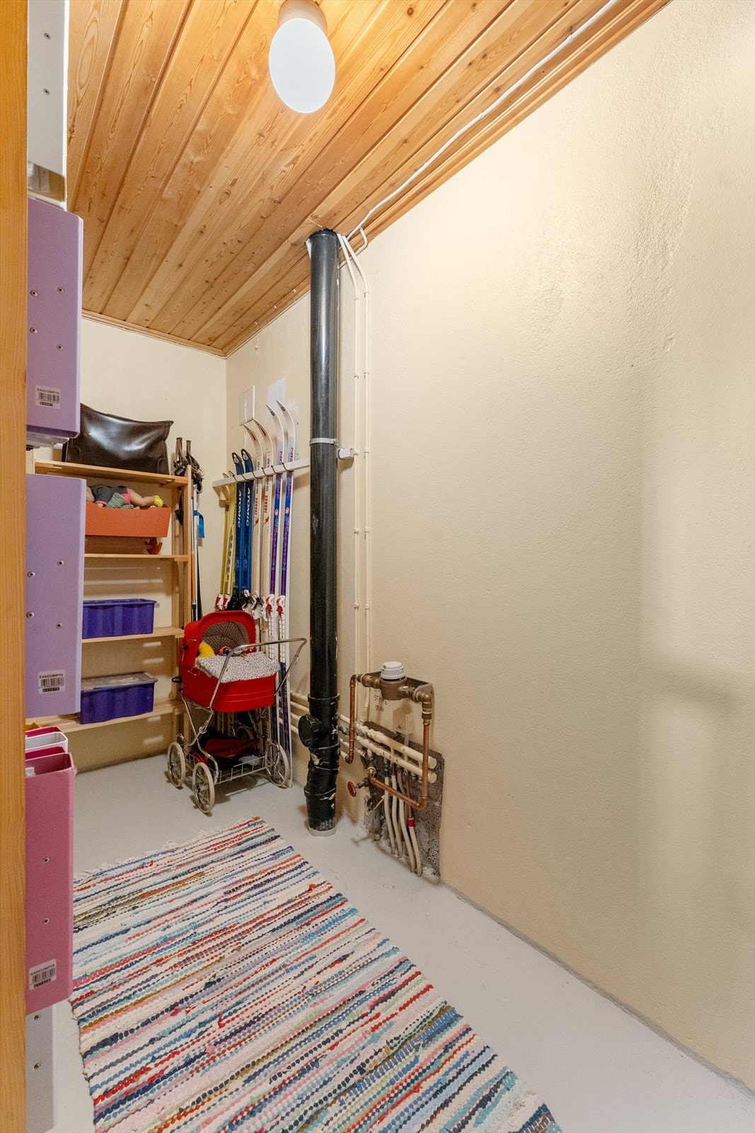 Bod 2- Praktisk bod med god plass til oppbevaring og organisering. Galleribilde
