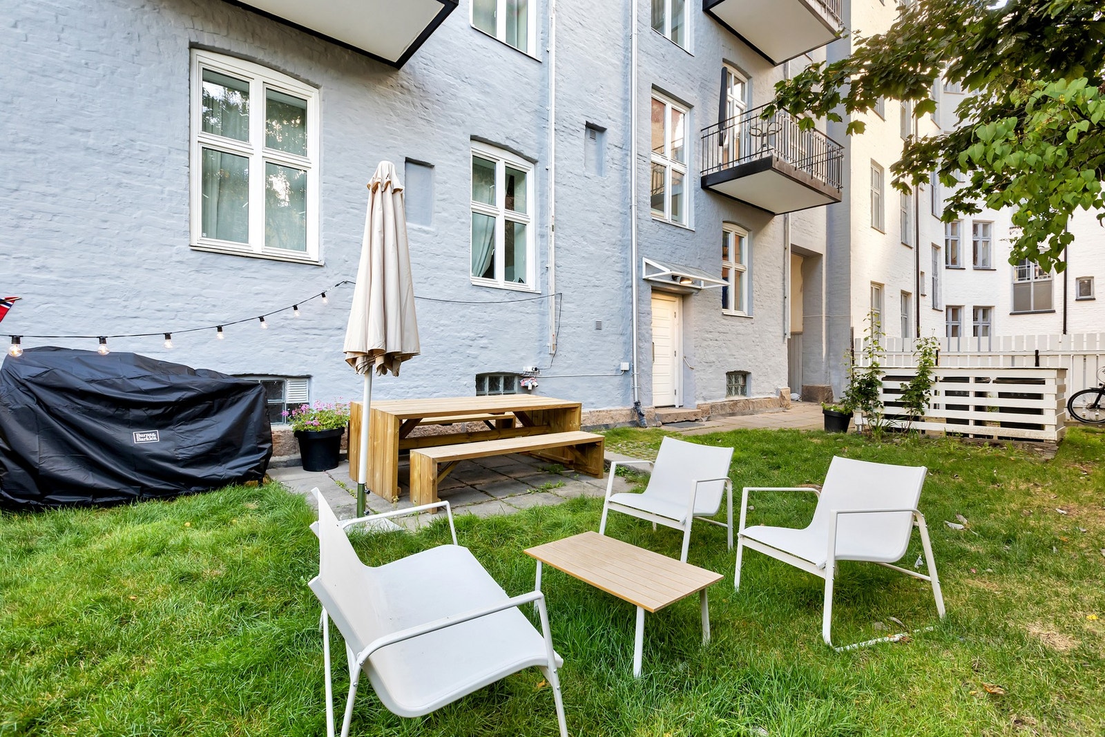 Skjermede og grønne uteområder til felles bruk. Galleribilde