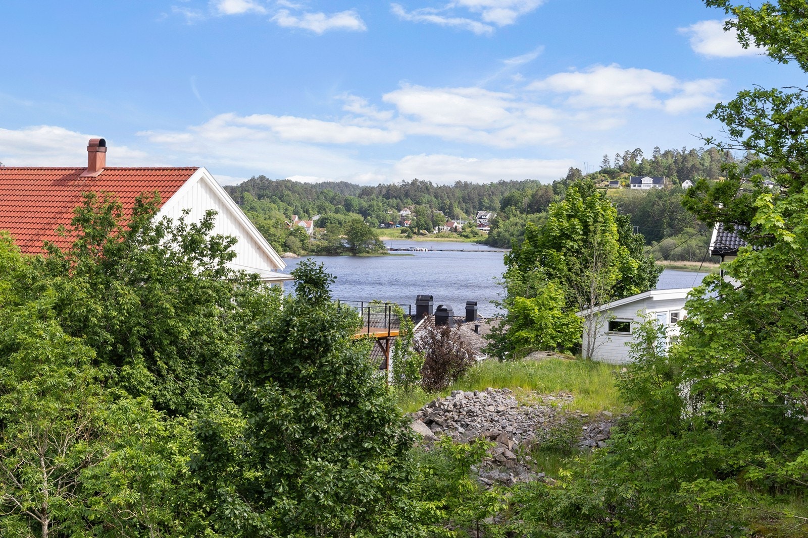 Fra utsiktsterrassen er det flott utsikt til Nidelva Galleribilde