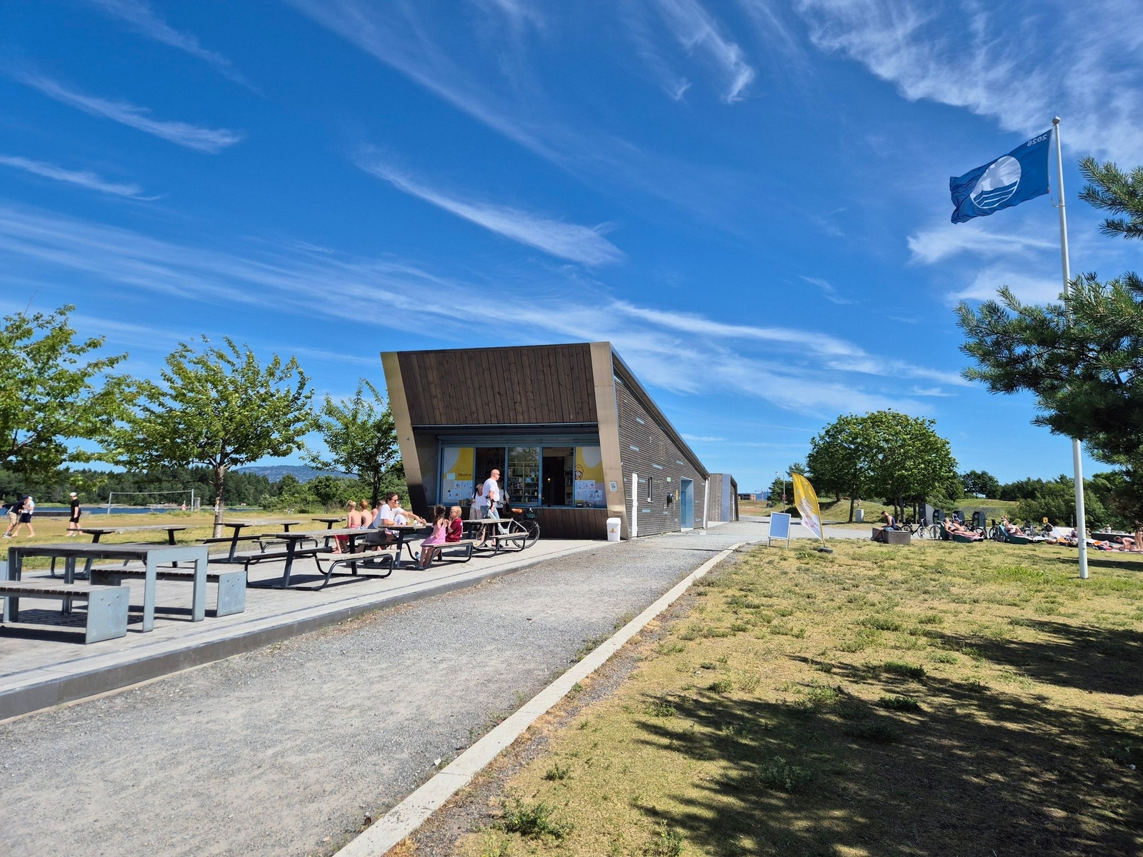Storøyodden - badestrand med alle fasiliteter Galleribilde
