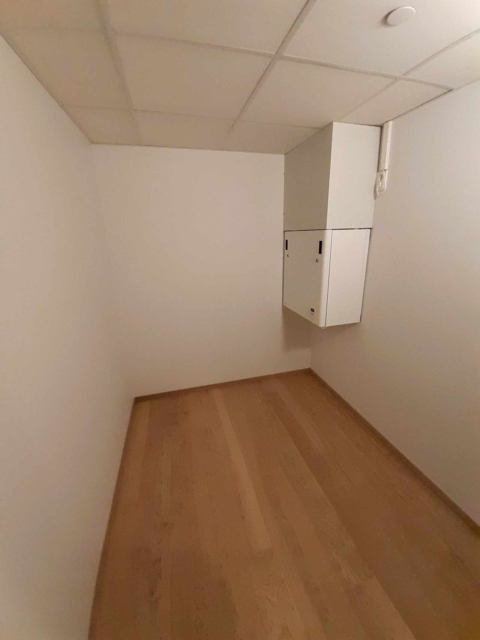 Romslig innebod Galleribilde