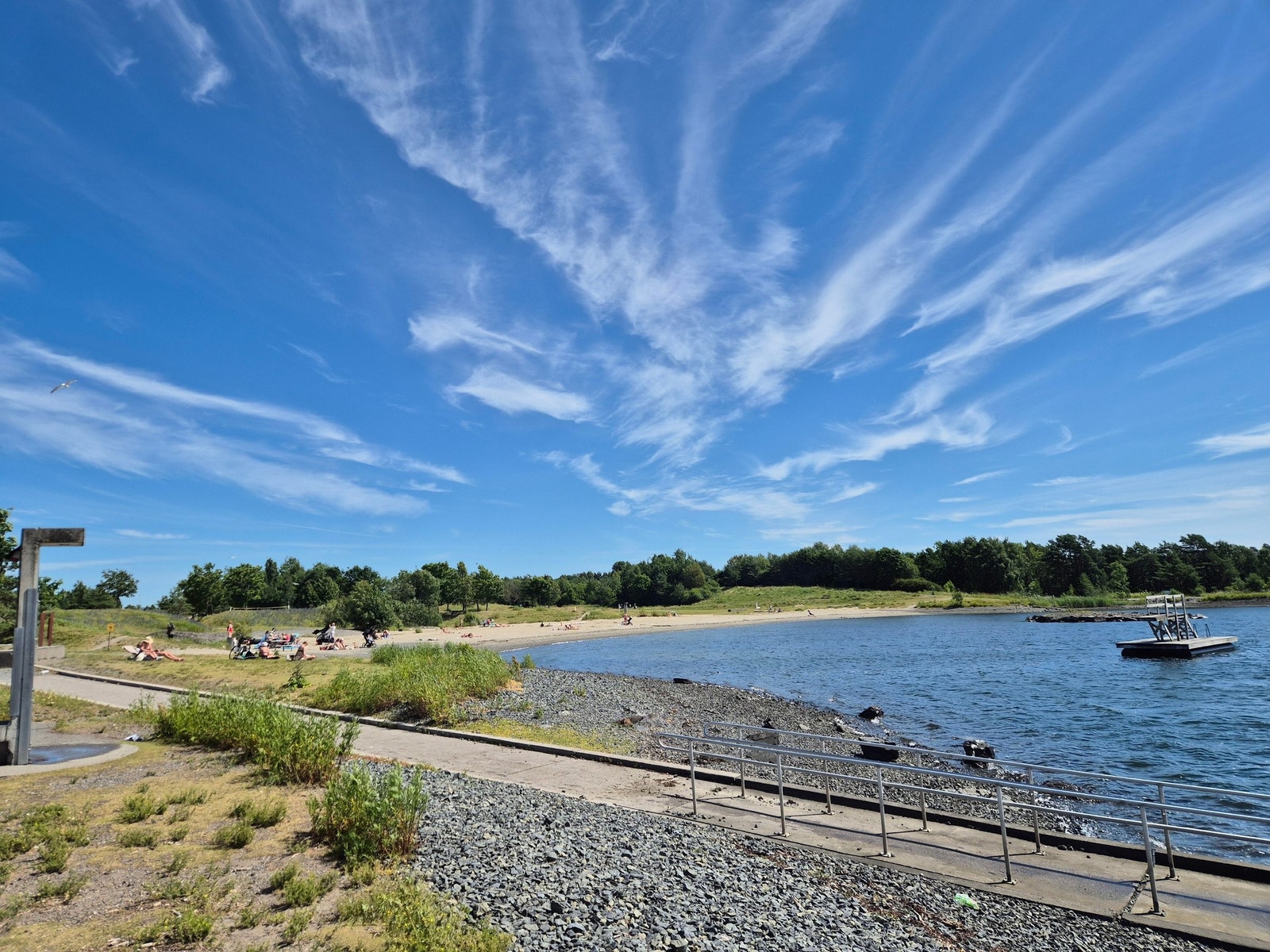 Storøyodden - badestrand med alle fasiliteter Galleribilde